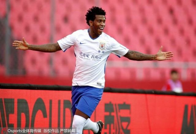  尼斯队长重伤缺阵半年，防线面临重组压力  