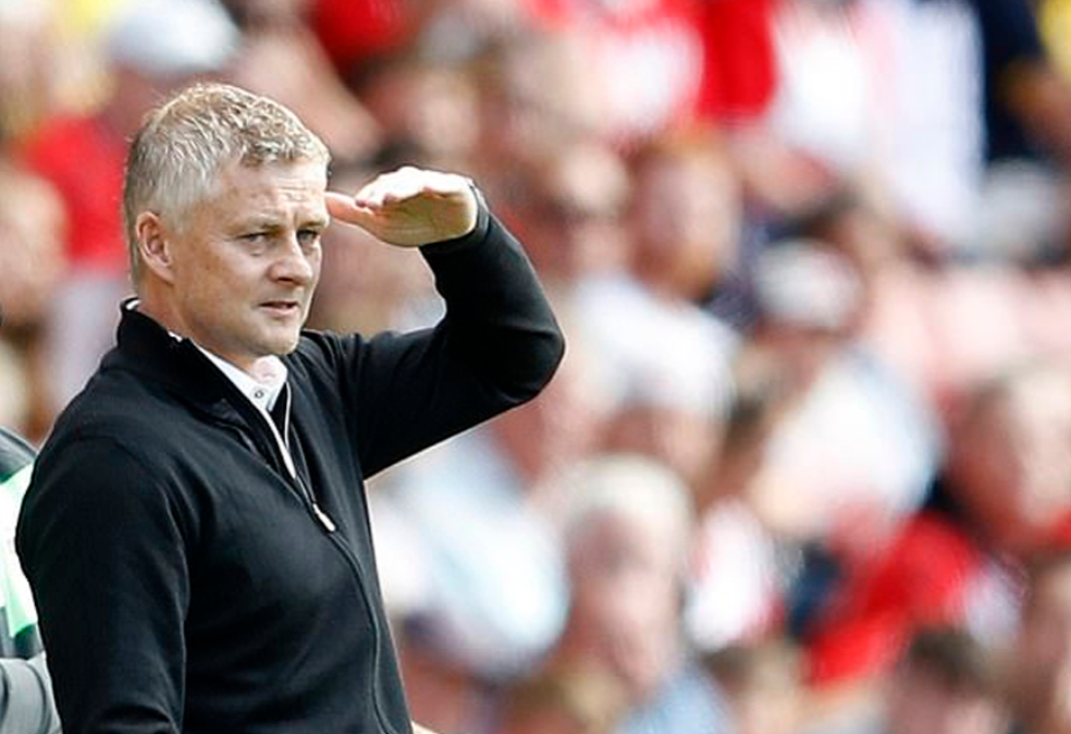  法兰克福主帅赛后炮轰裁判判罚不公  